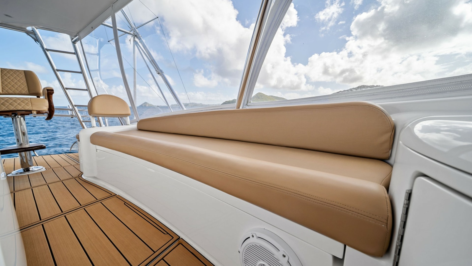 Flybridge Seating Area