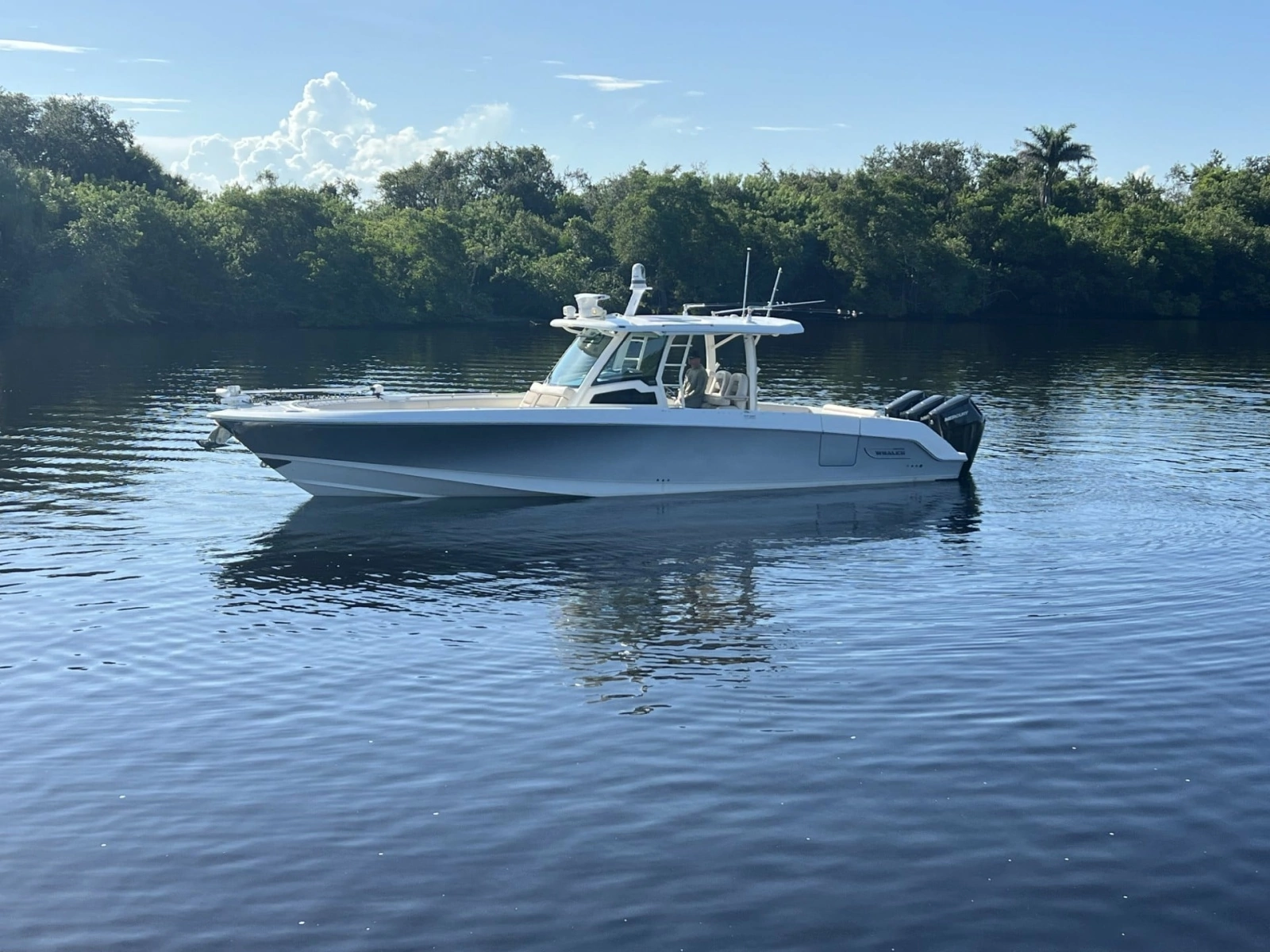 2017 Boston Whaler 380 Outrage