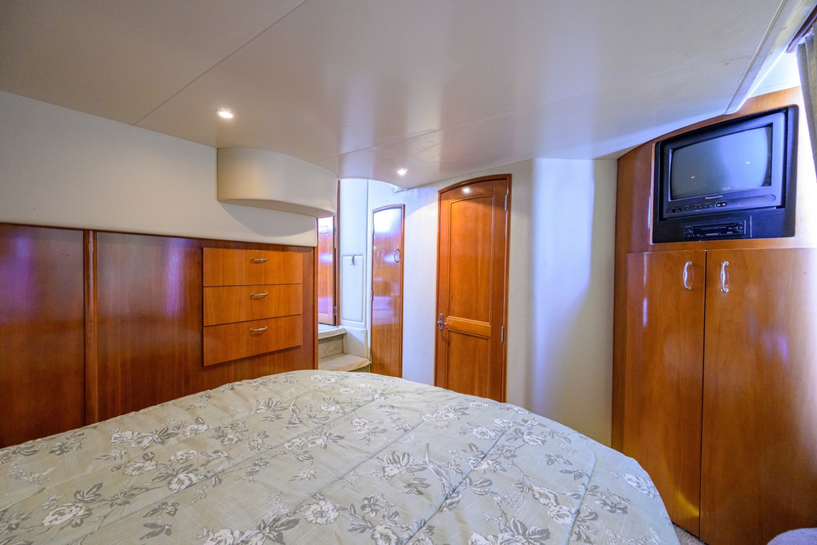 Carver 444 - Great Adventure