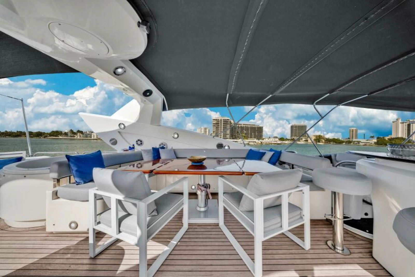 2003 Sunseeker 94 Yacht