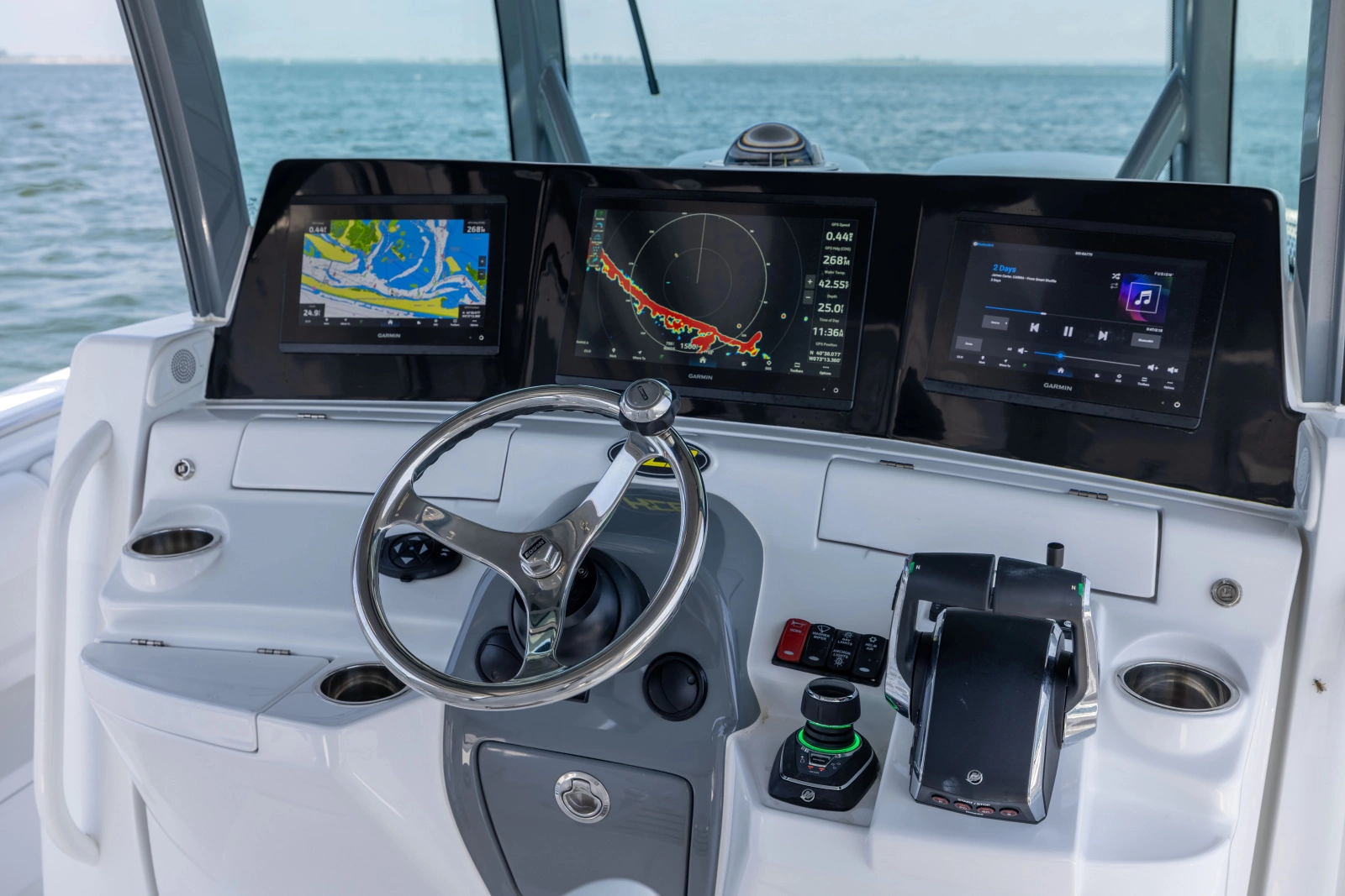 42ft HCB Yacht For Sale