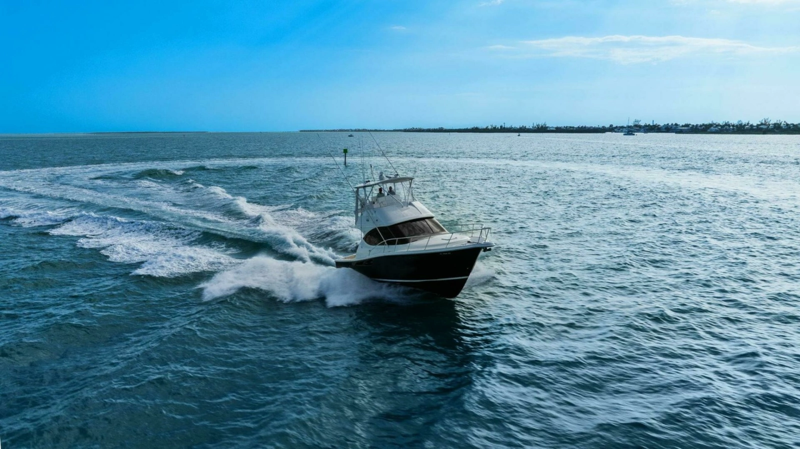 2013 Tiara Yachts 3900 Convertible - Profile