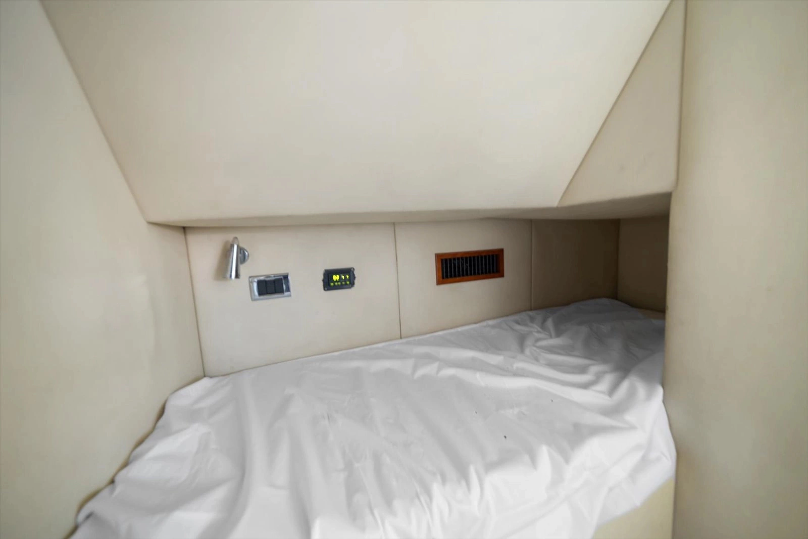 2005 Sunseeker 82 Yacht