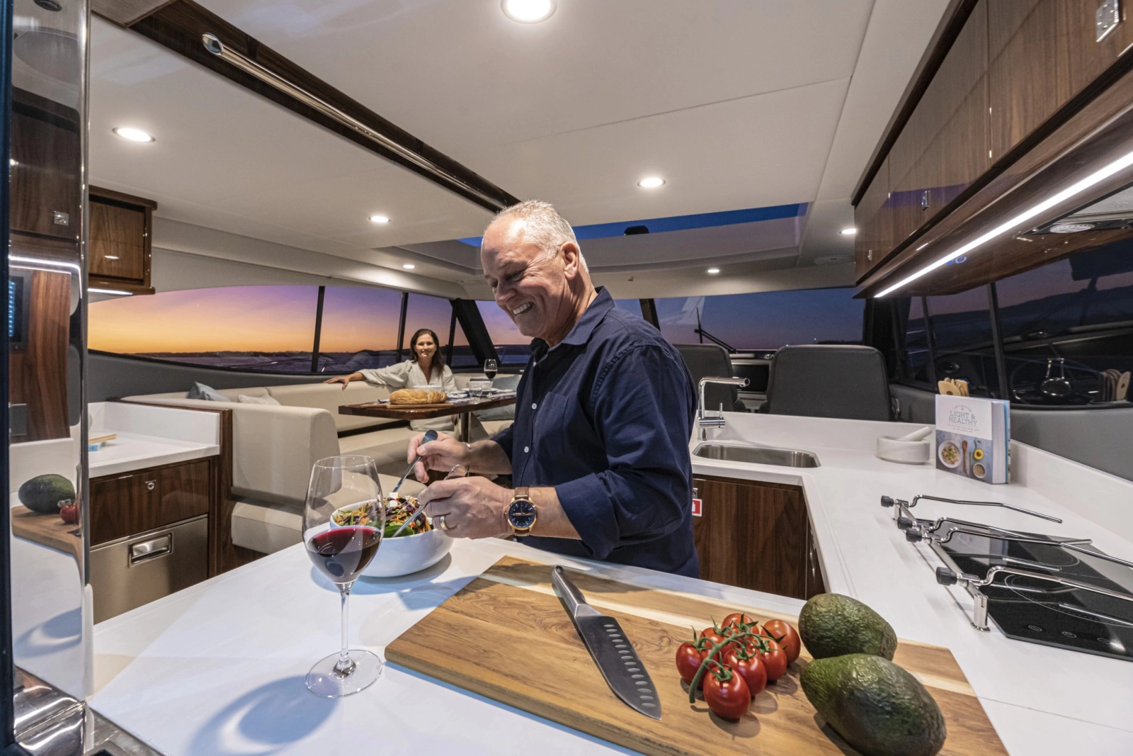465 SUV 46ft Riviera Yacht For Sale
