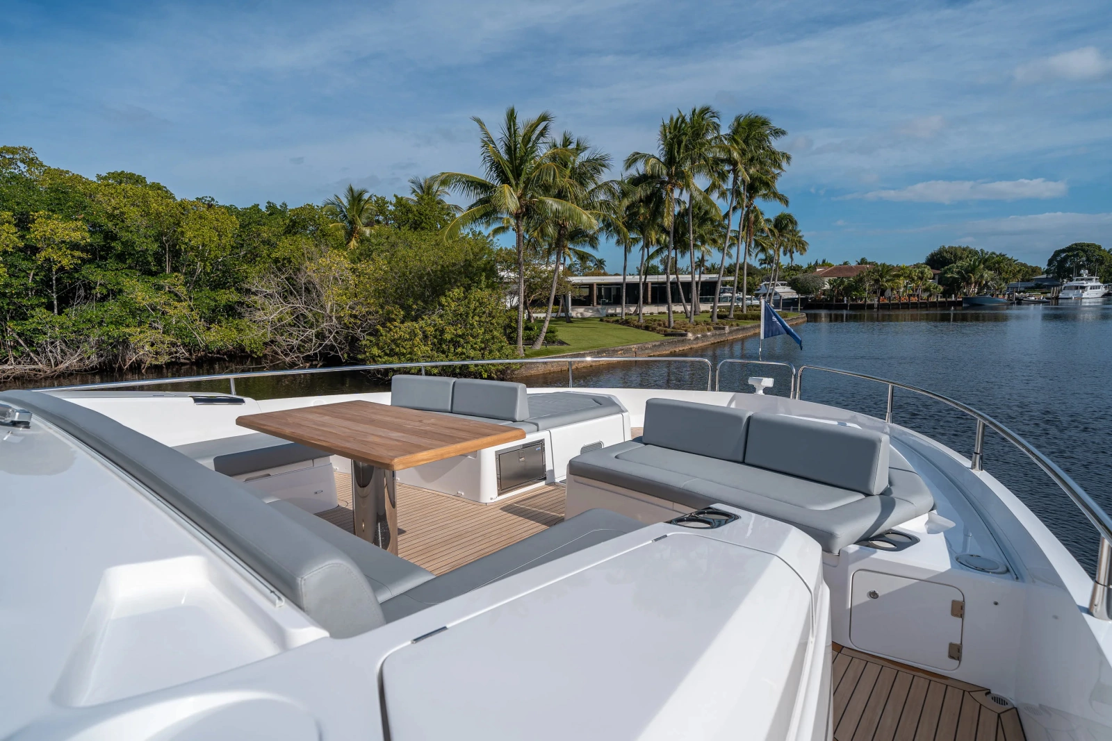 76 YACHT 76ft Sunseeker Yacht For Sale