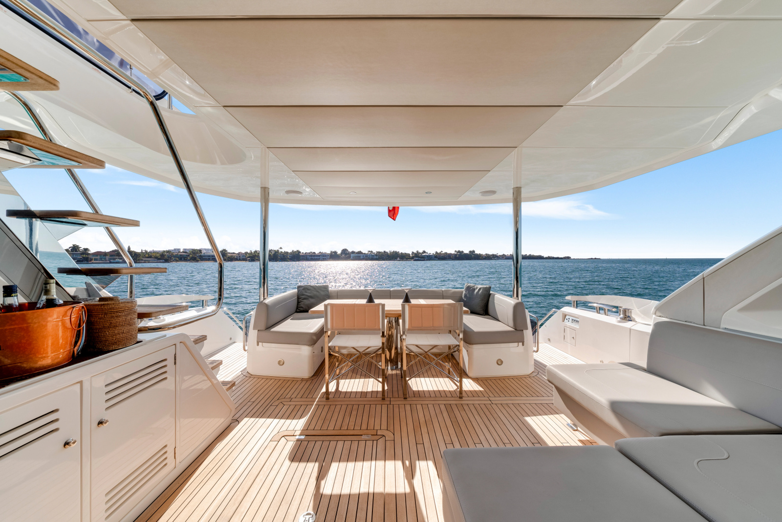 2020 Sunseeker 76 Yacht