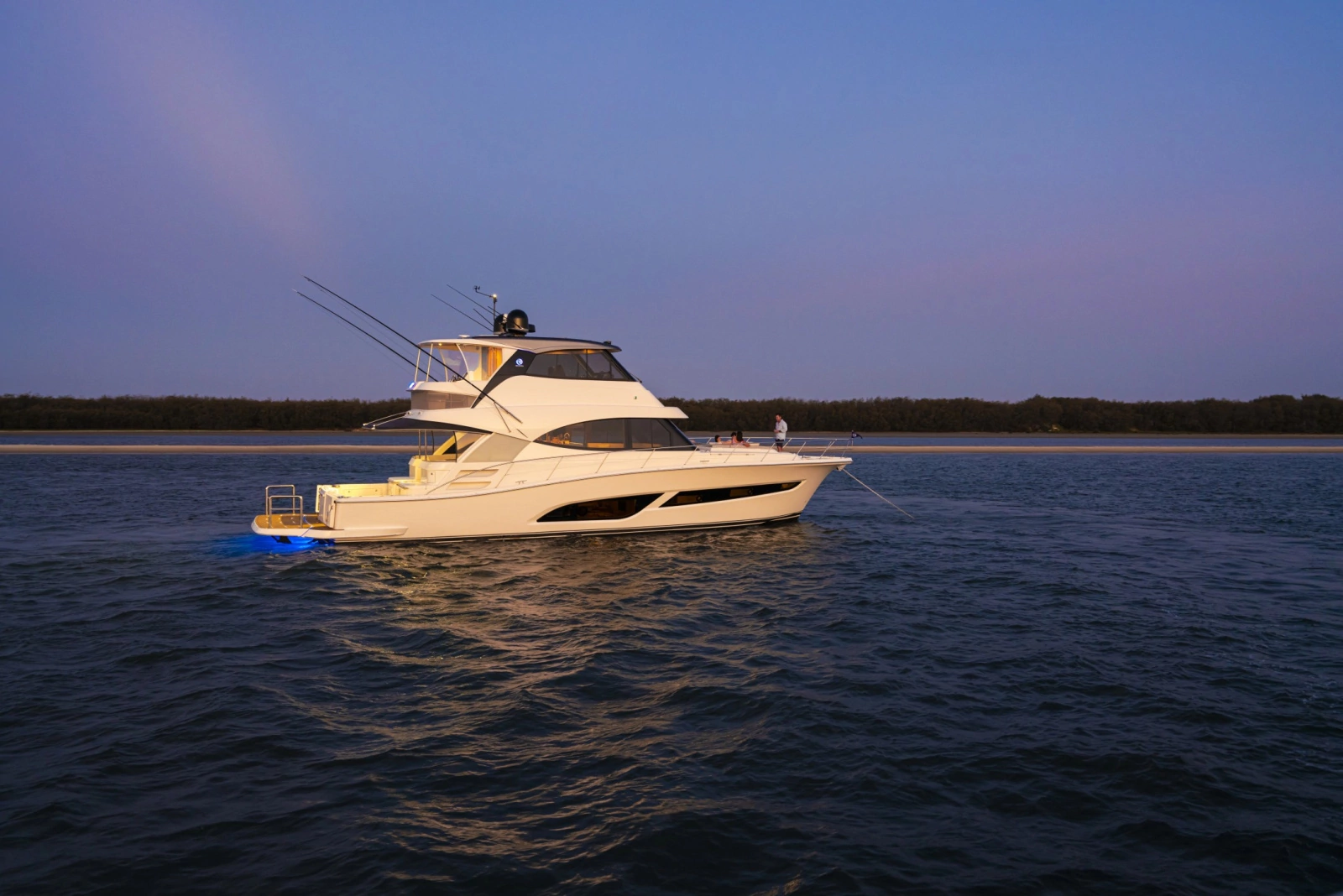 58 Sports Motor Yacht 58ft Riviera Yacht For Sale
