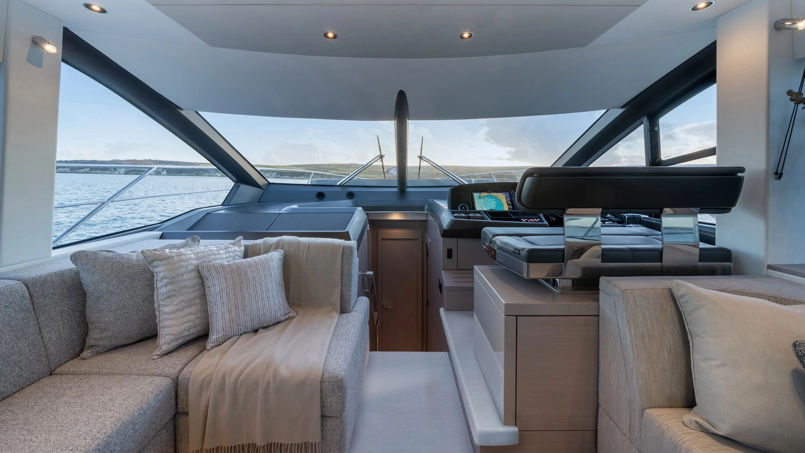 MANHATTAN 56 56ft Sunseeker Yacht For Sale