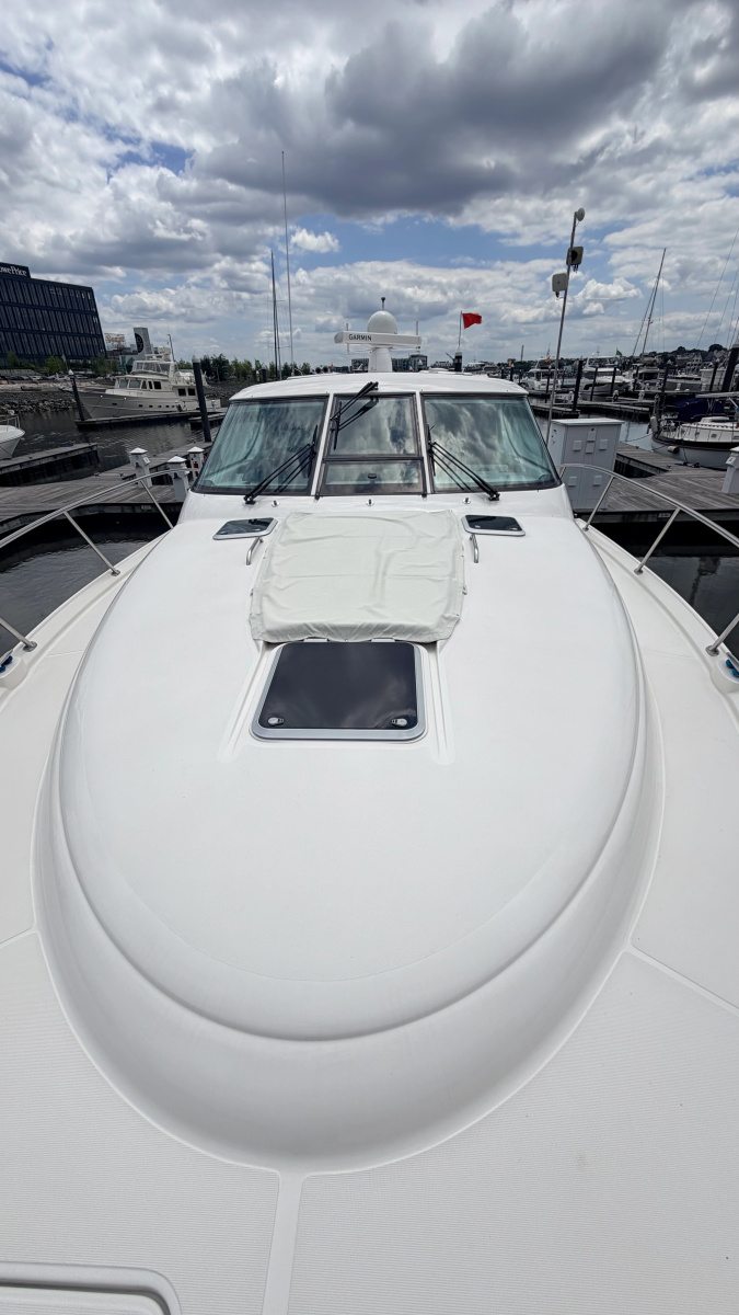 2009 Tiara Yachts 4300 Sovran
