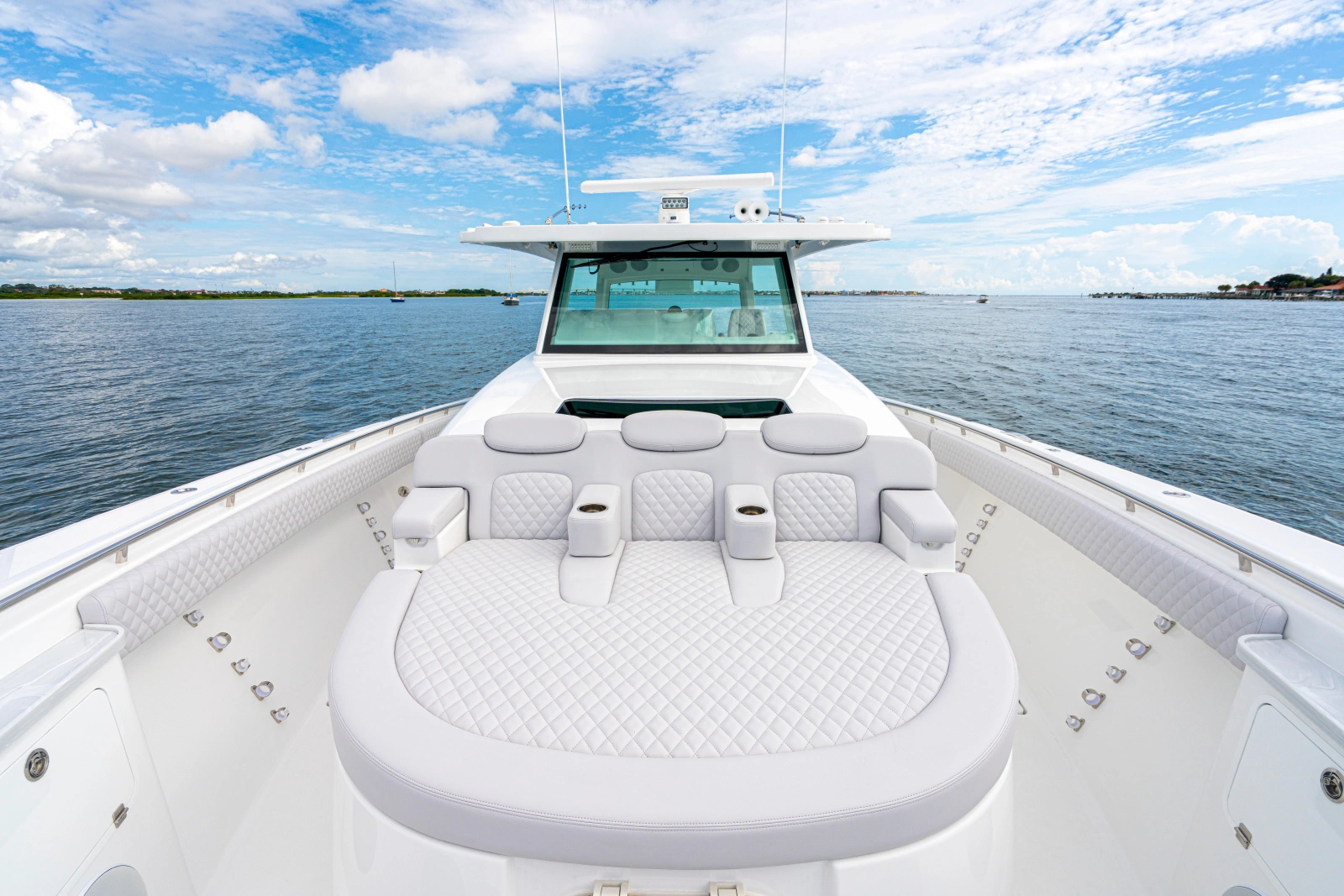 56ft HCB Yacht For Sale