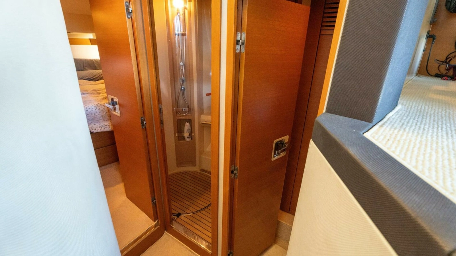 2013 Azimut 40 Flybridge