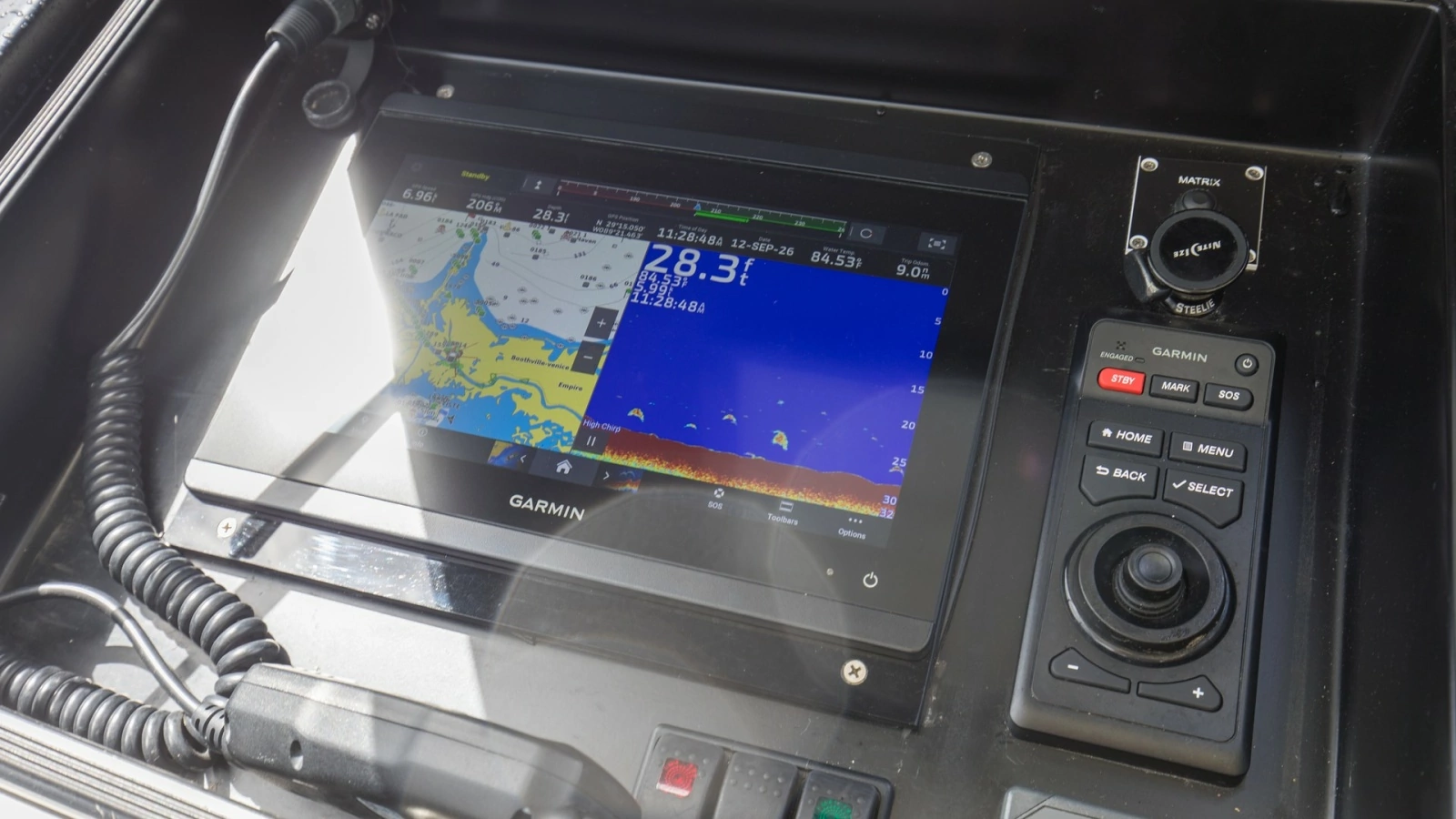 2017 72 Viking Enclosed Bridge Share-E Bridge Fly Bridge (3)