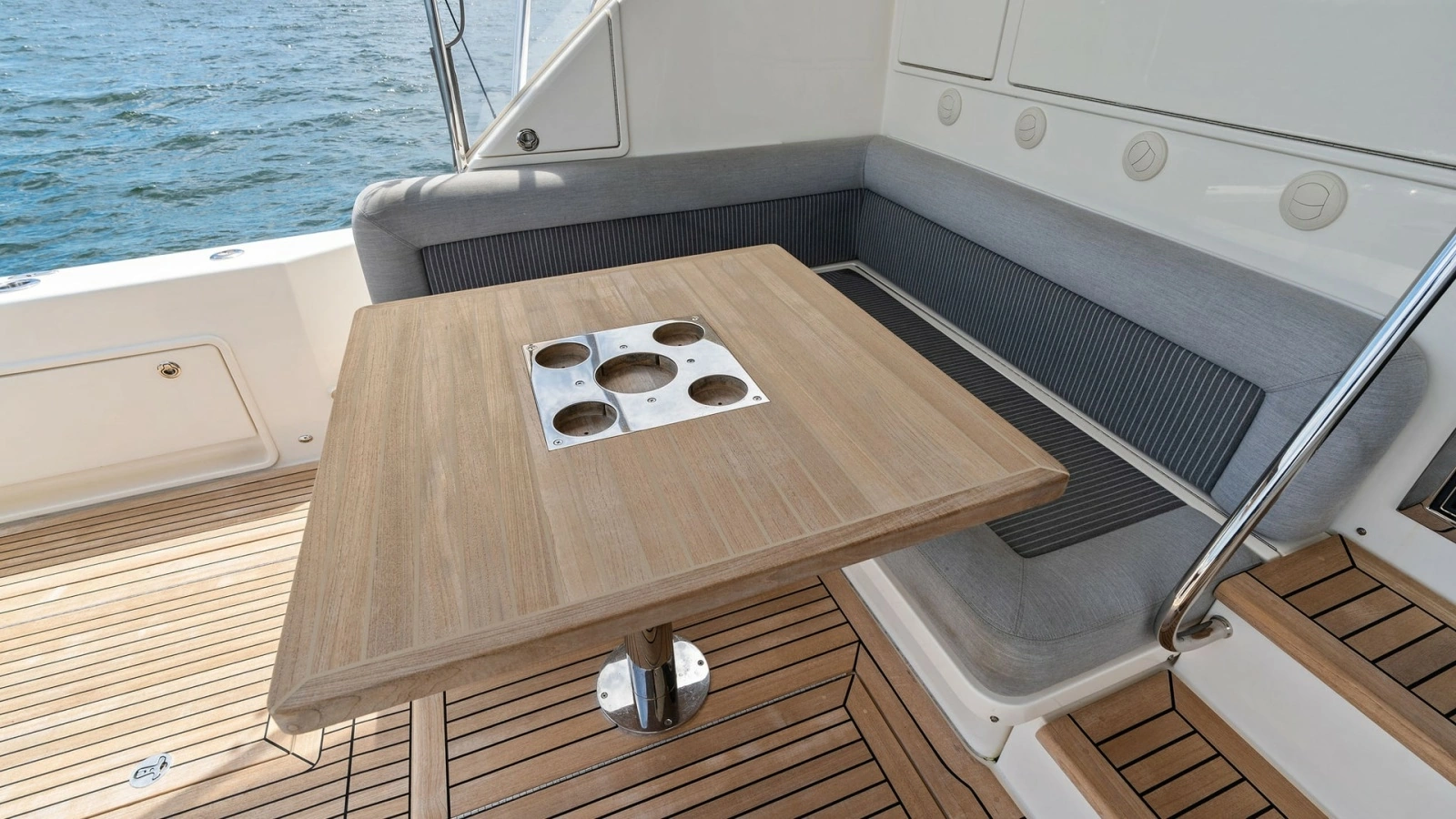 Cockpit Seating with Teak Table