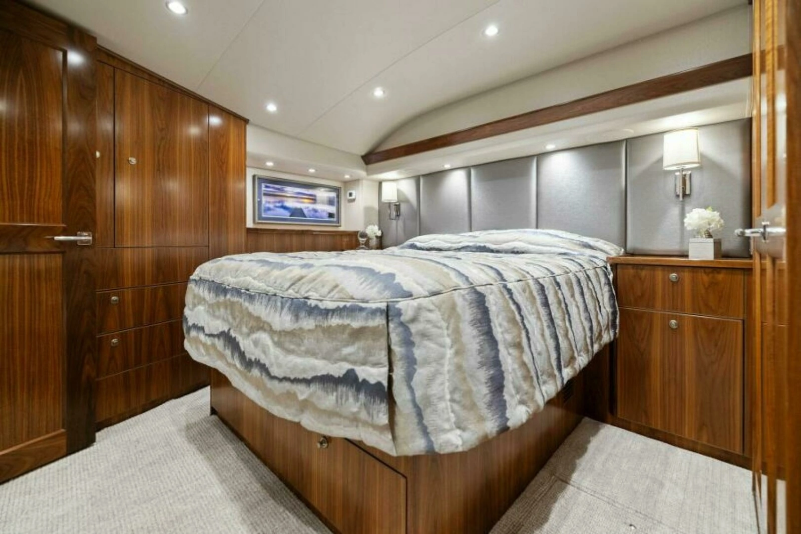 2021 Viking 68 Convertible 'Plan B'