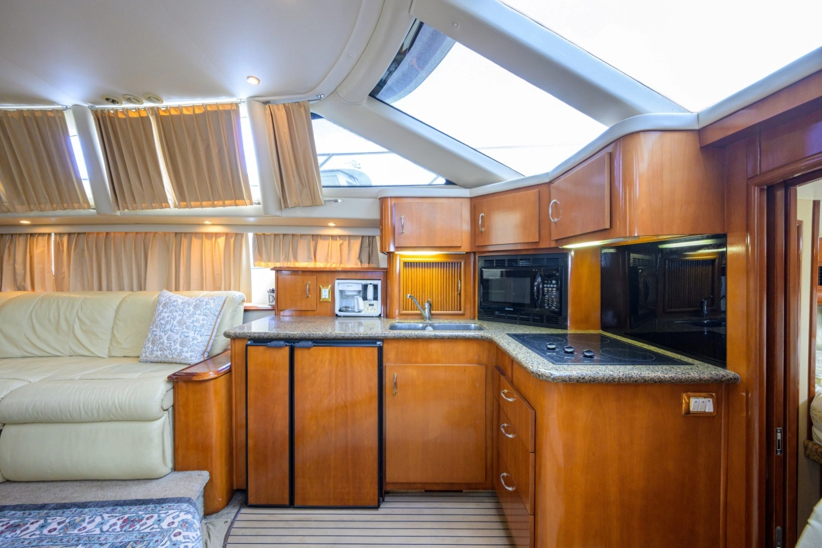 Carver 444 - Great Adventure