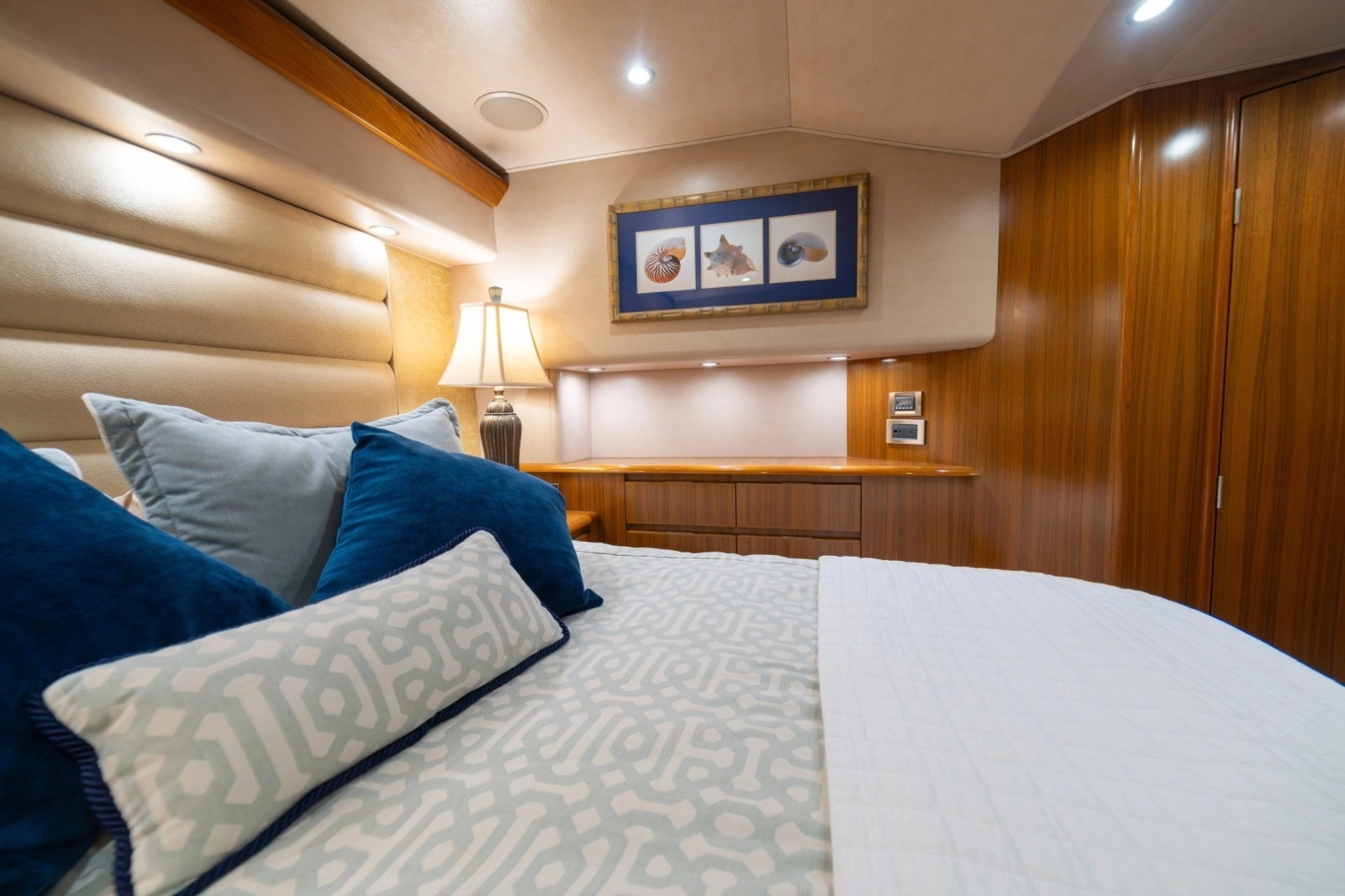 60 Viking Convertible 2012 "Contango"