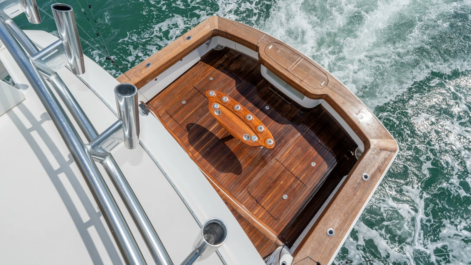 Teak Cockpit with Fishing Station
