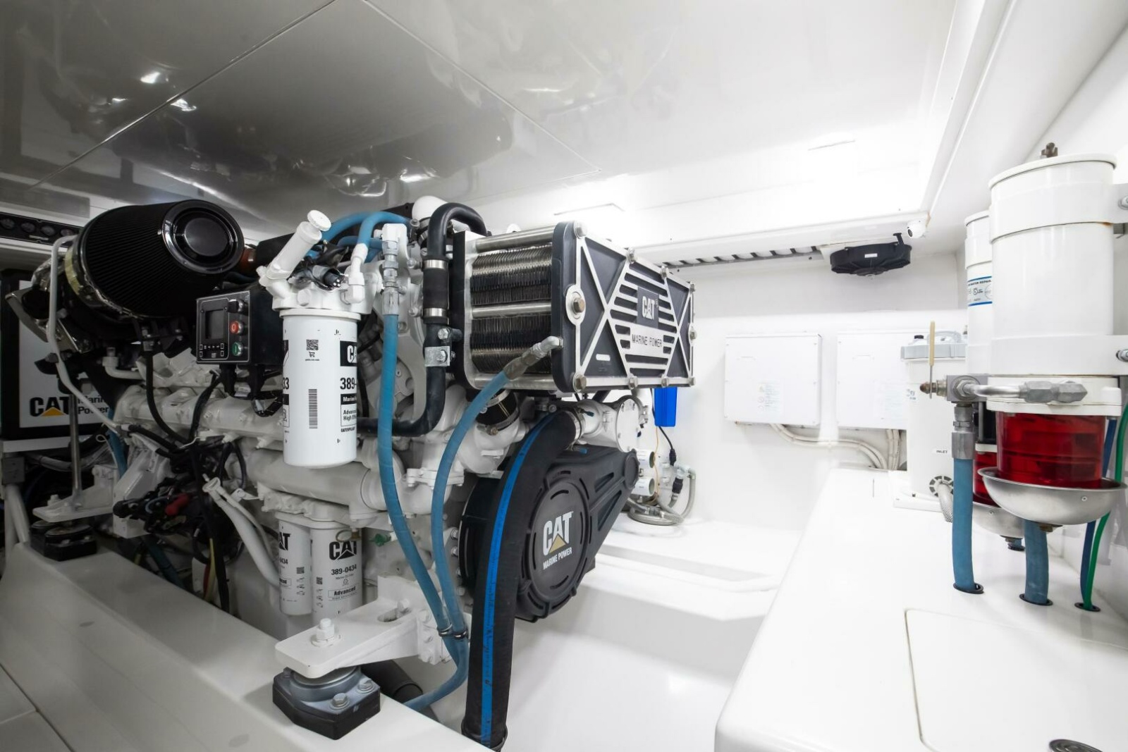 Ocean Yachts 64 - Love Boat - Engine Room