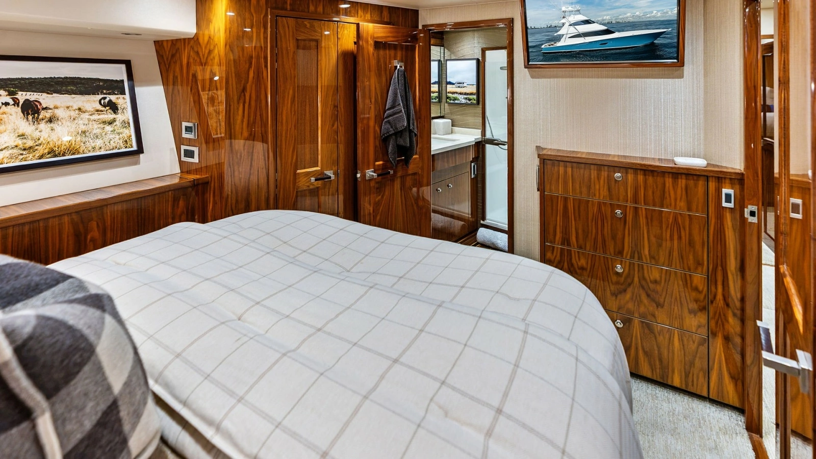 Luxurious Master Stateroom