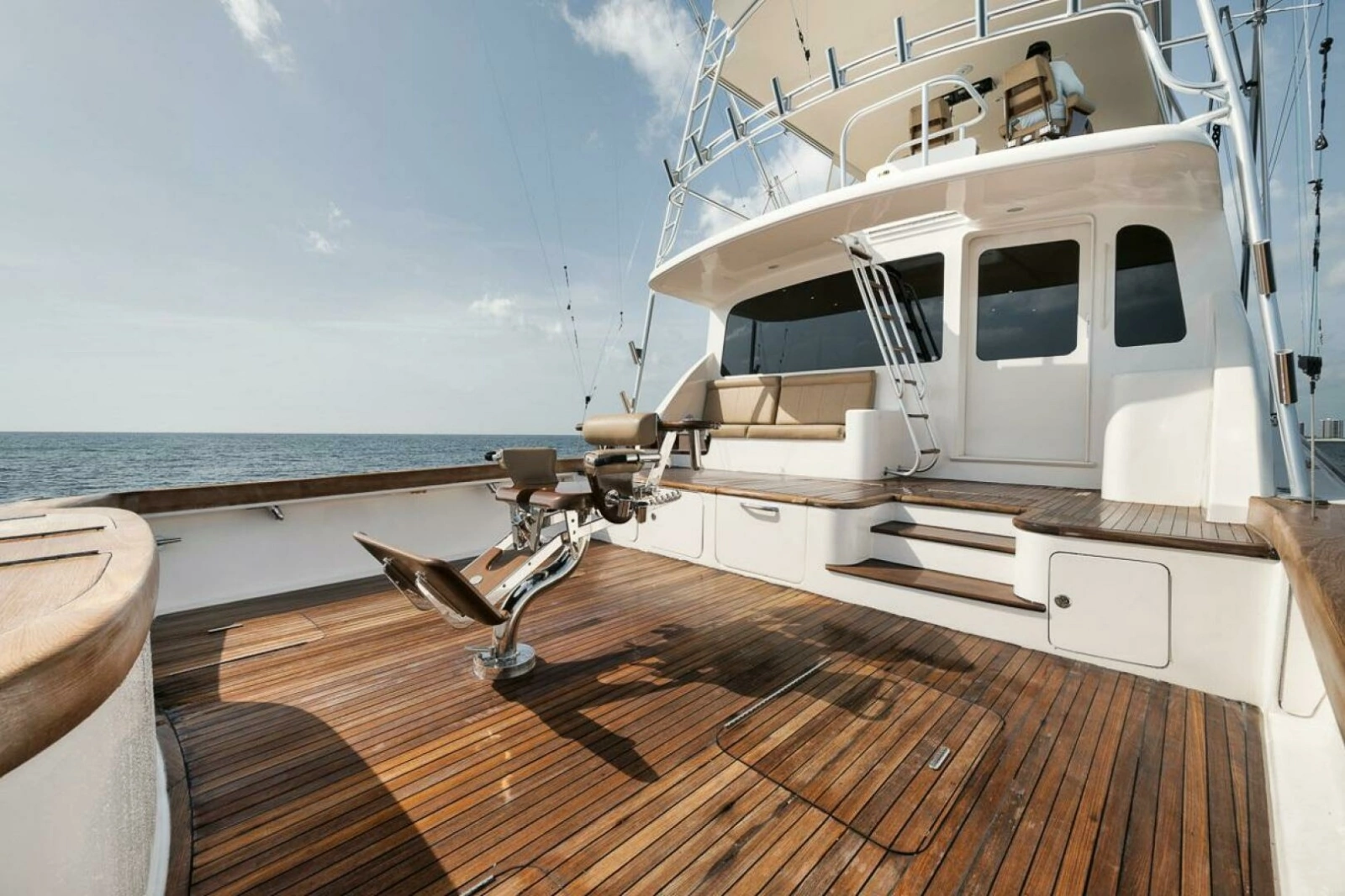 Ocean 73 UNCONQUERED - Cockpit
