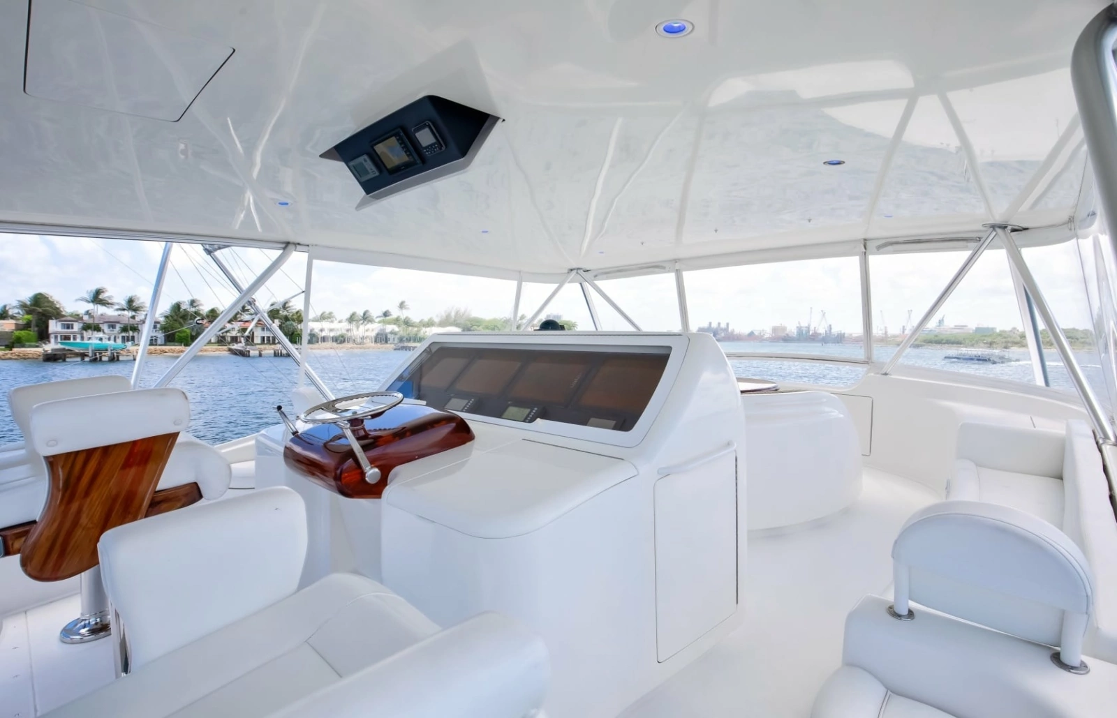 Viking 82 - Done Deal -  Flybridge