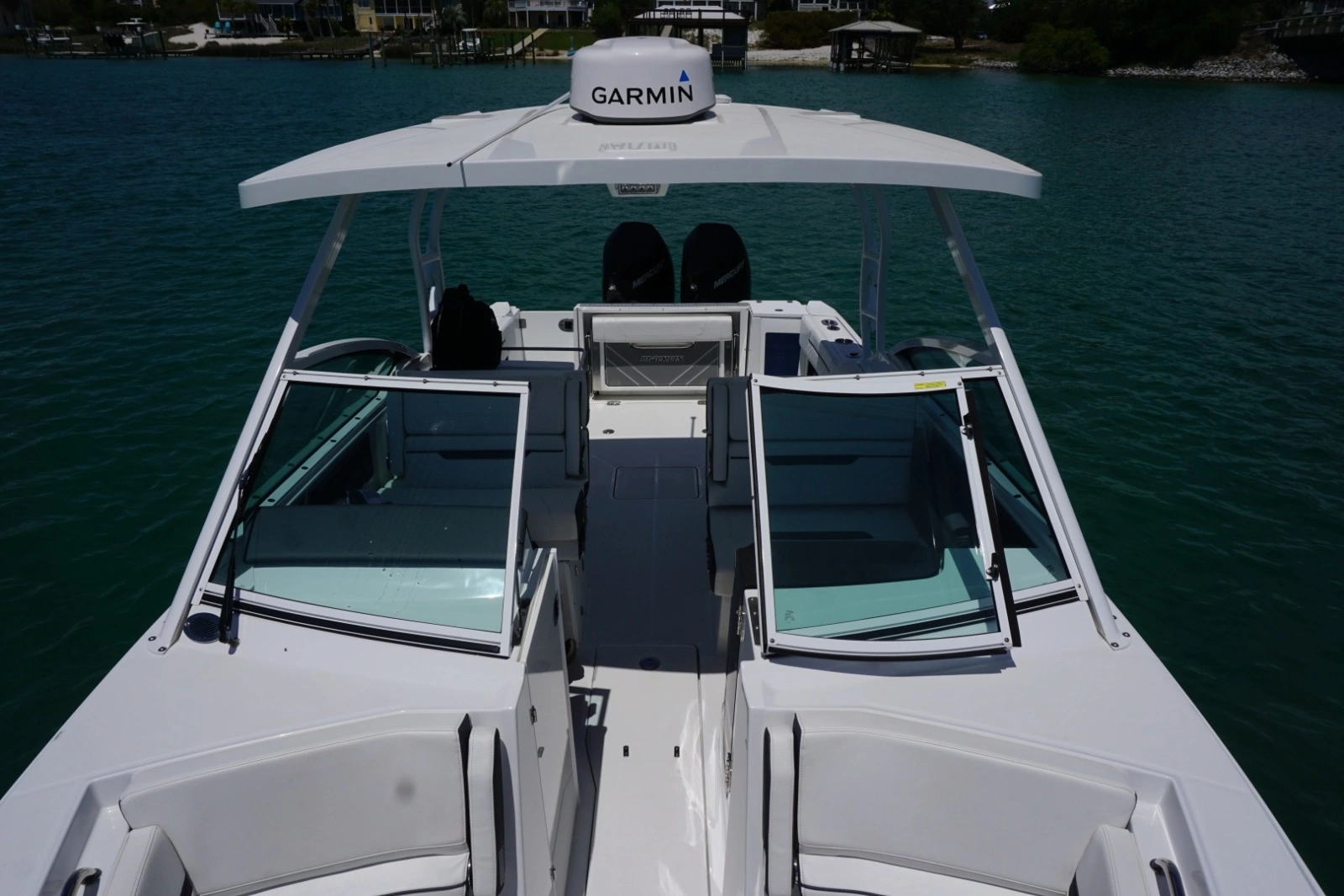 2023 27 Blackfin 272 DC Hard Top (2)