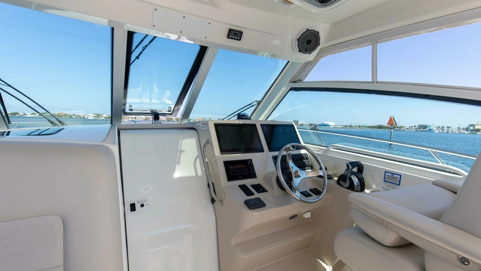 2019 Boston Whaler 345 Conquest Bridge 1