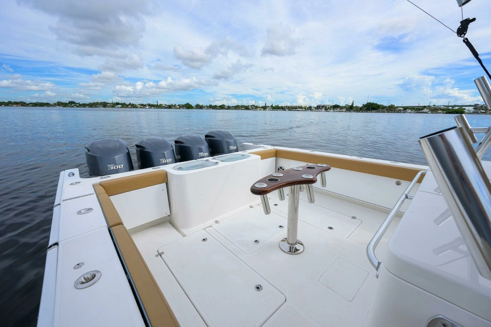 2018 Buddy Davis 42 Center Console - Cockpit