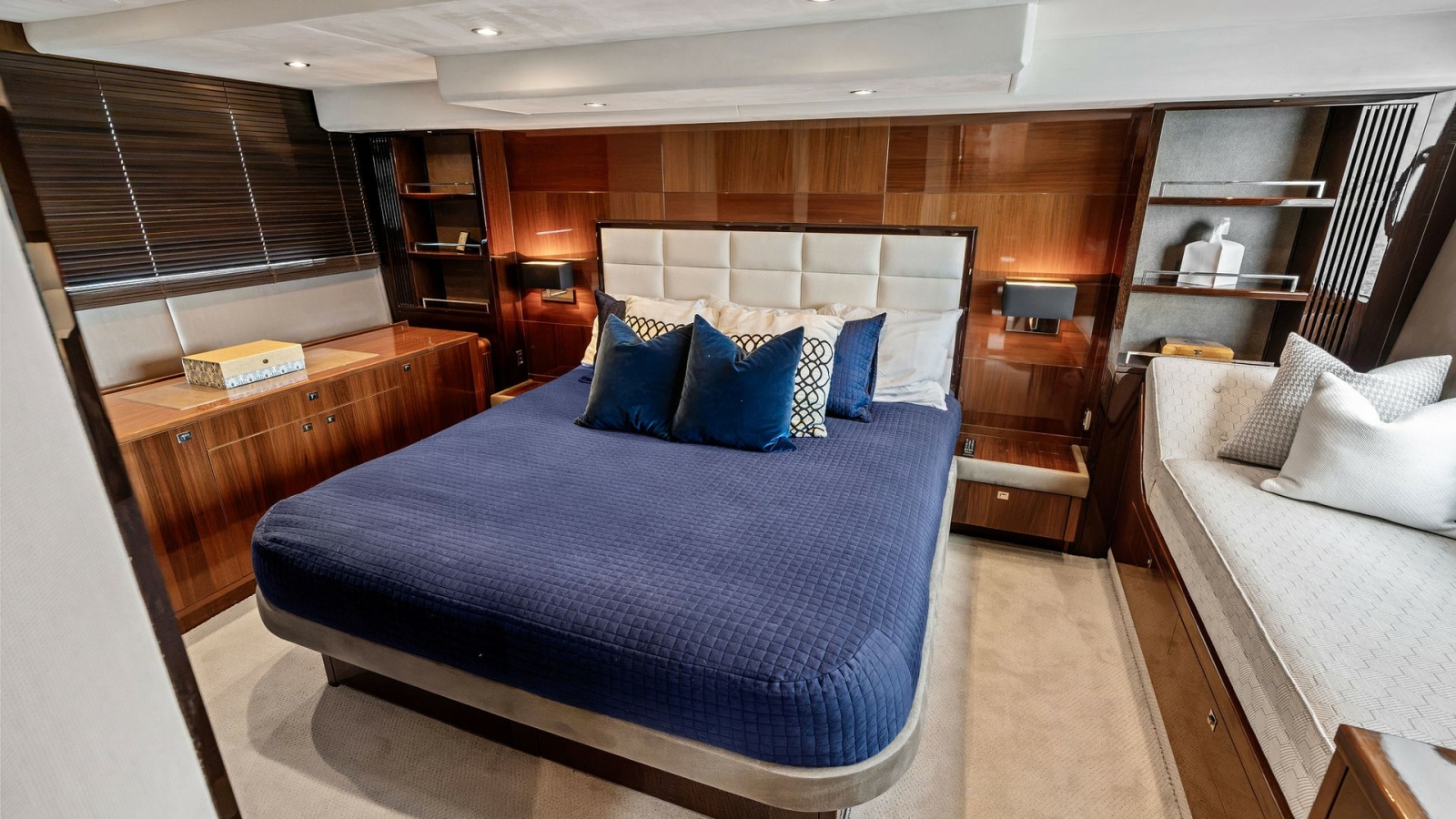Master Stateroom with Queen Bed