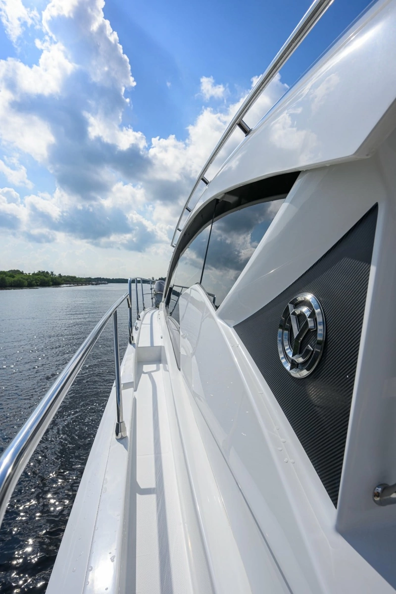 2020 Cruisers 46 Cantius