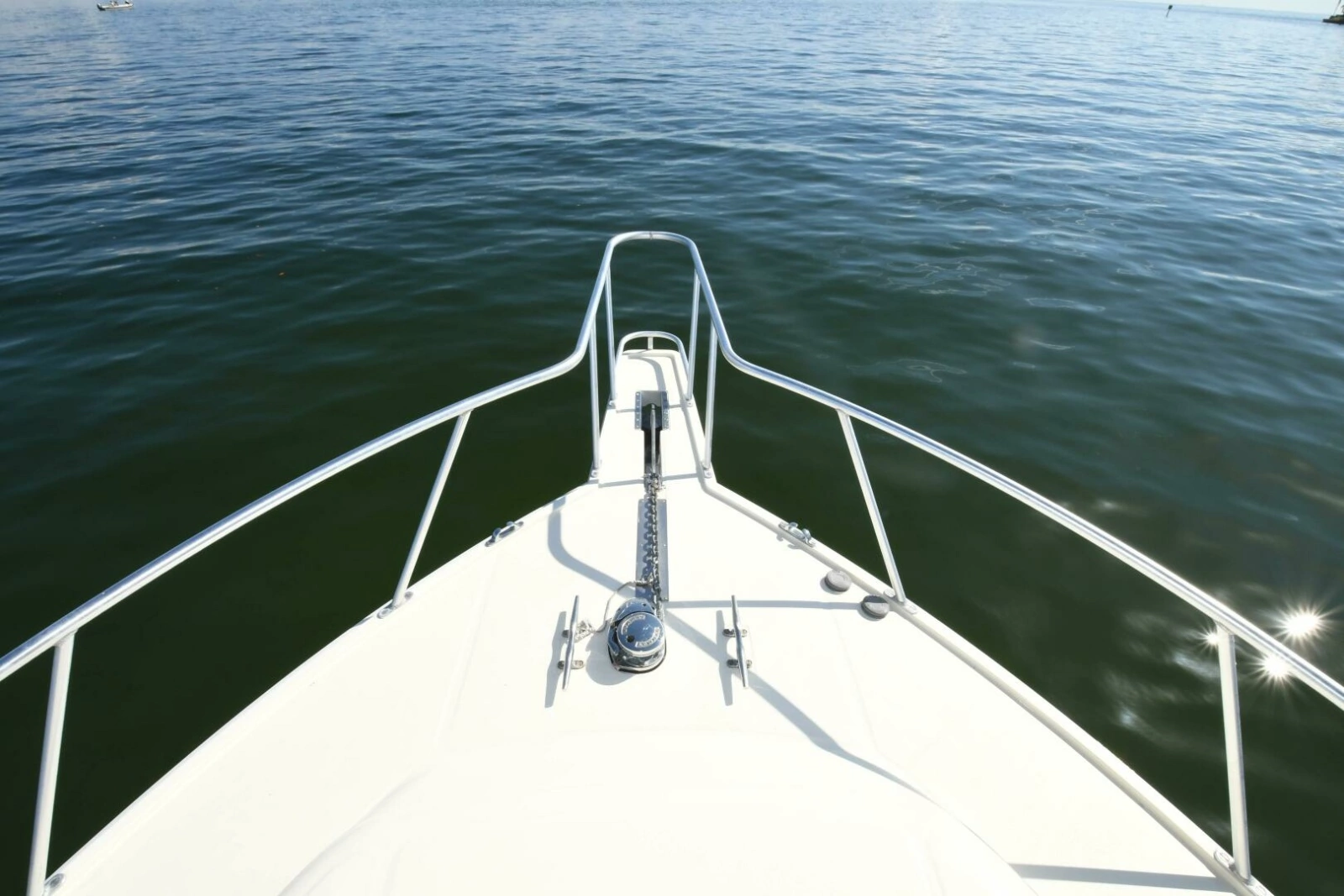2001 35 Cabo Flybridge - VIKINGOS - Bow