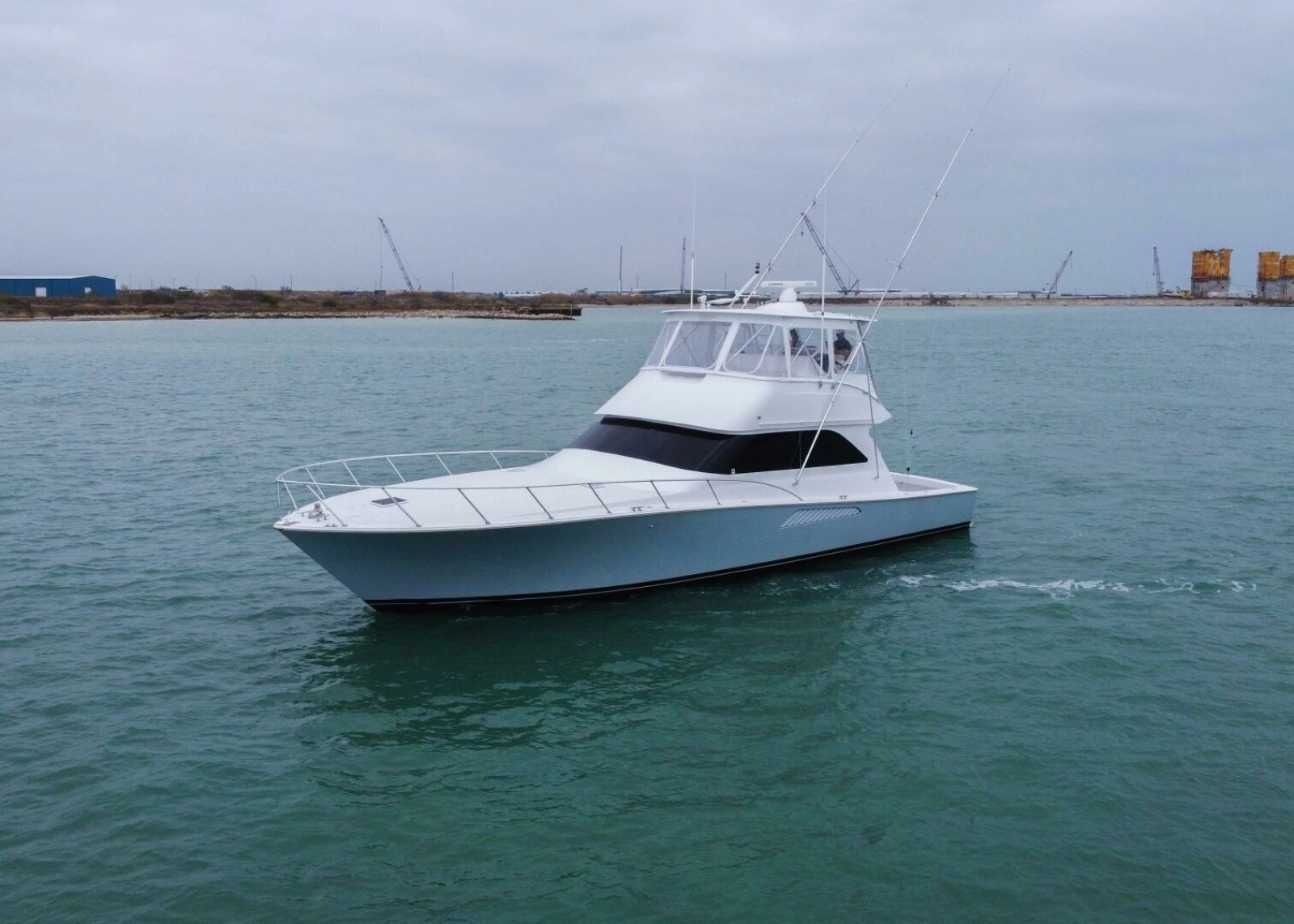 2005 Viking 52 Convertible 