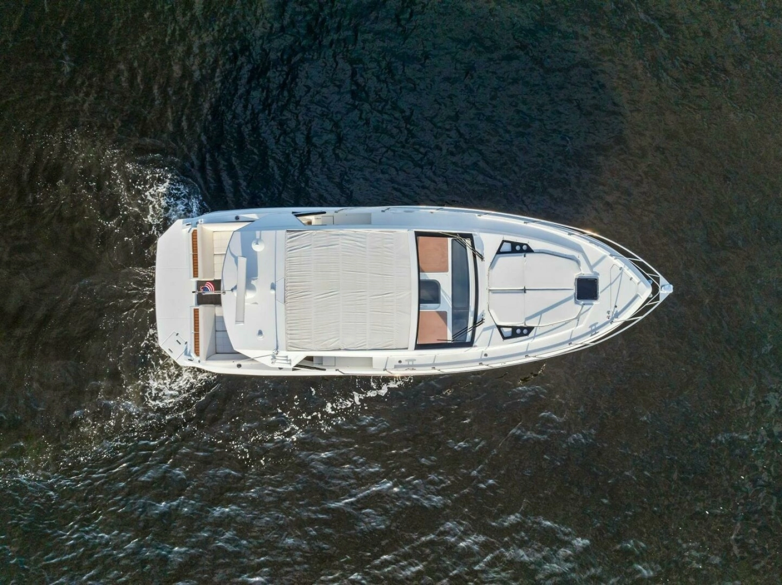 2015 Cruisers 390 EC 'Blue Runner'