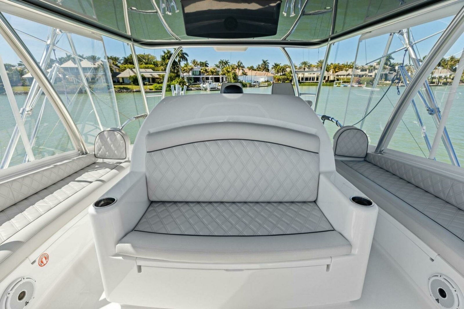 54' 2023 Viking 54 Convertible