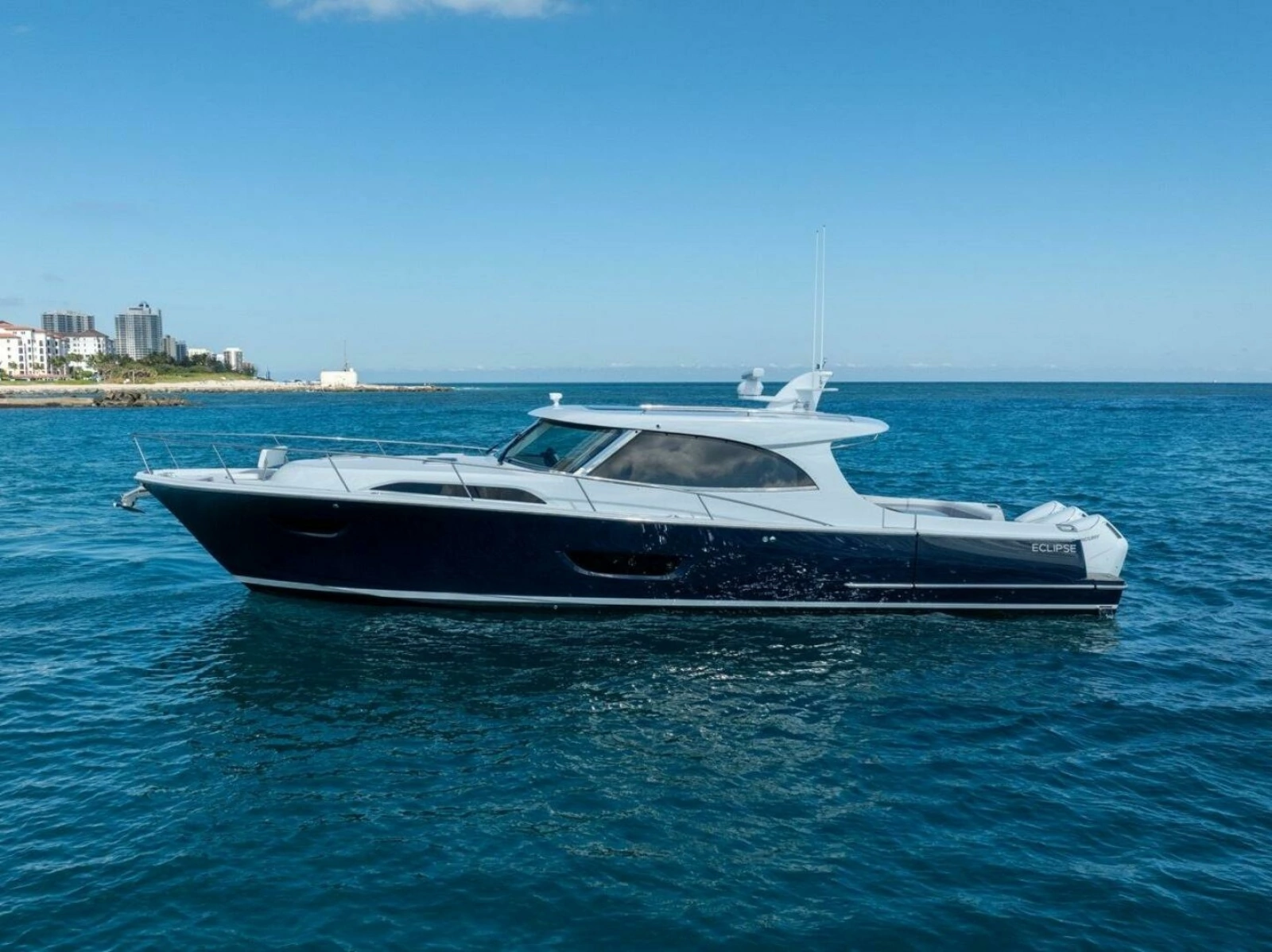 ECLIPSE 505 Shadow -