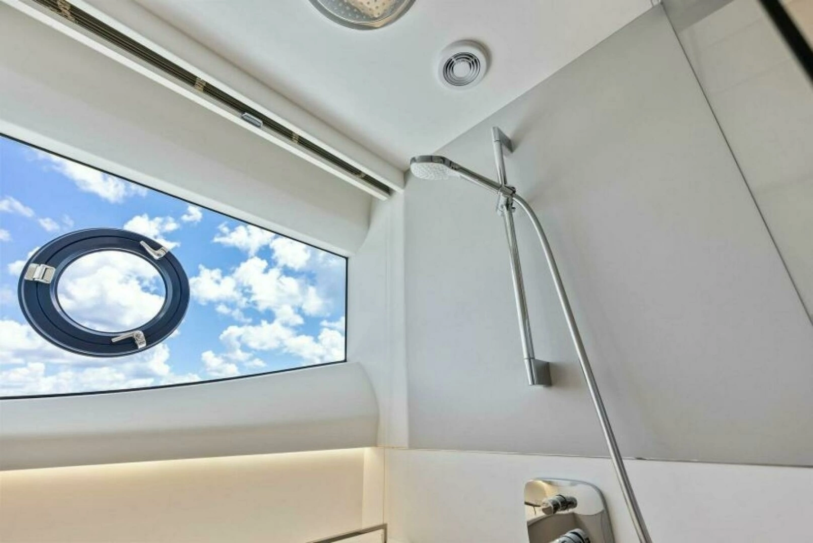 2024 Princess Y72 Motor Yacht