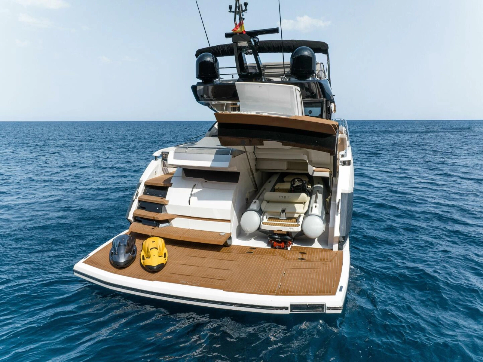 75 SPORT YACHT 75ft Sunseeker Yacht For Sale