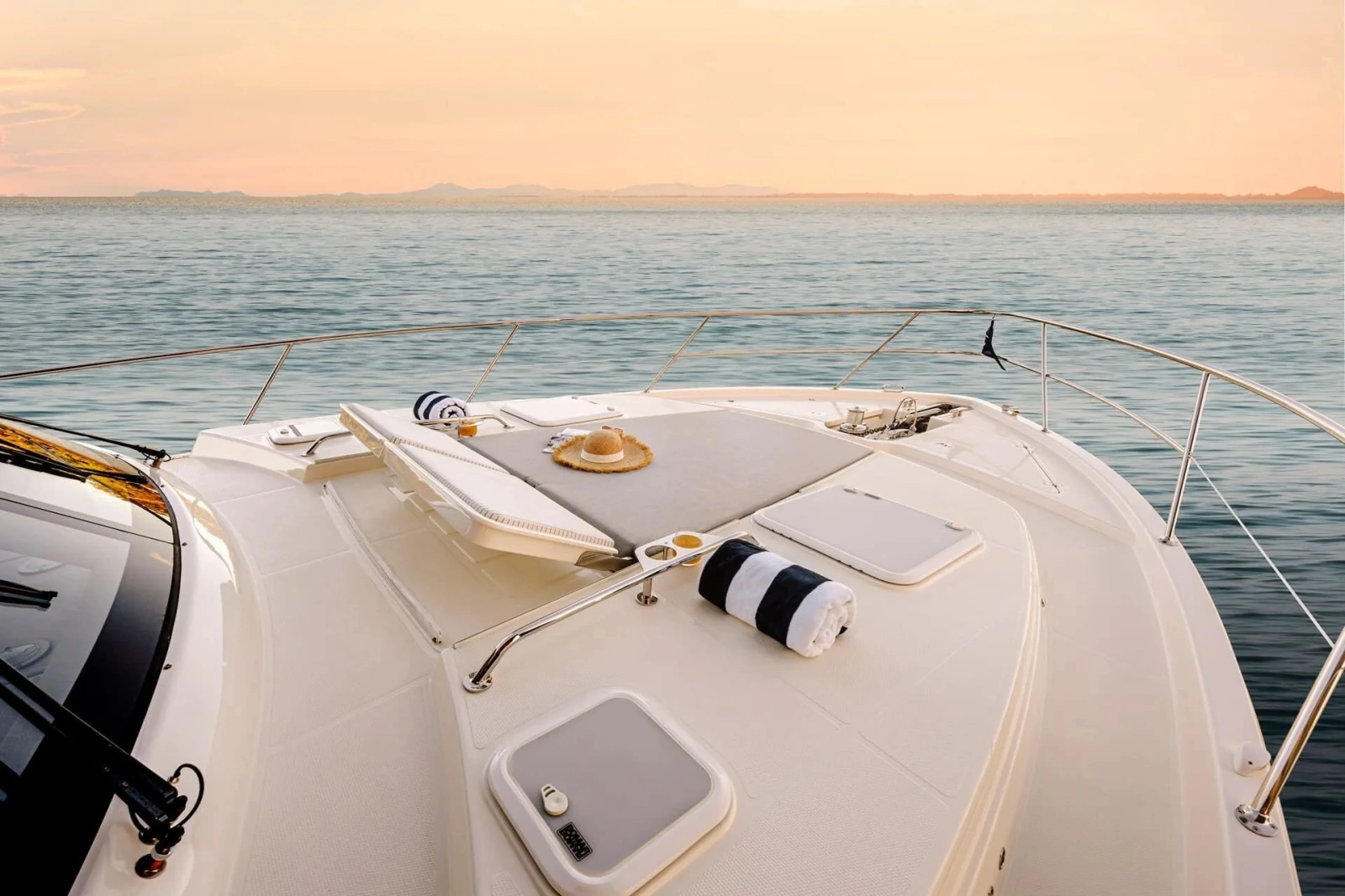 46 Sports Motor Yacht 46ft Riviera Yacht For Sale