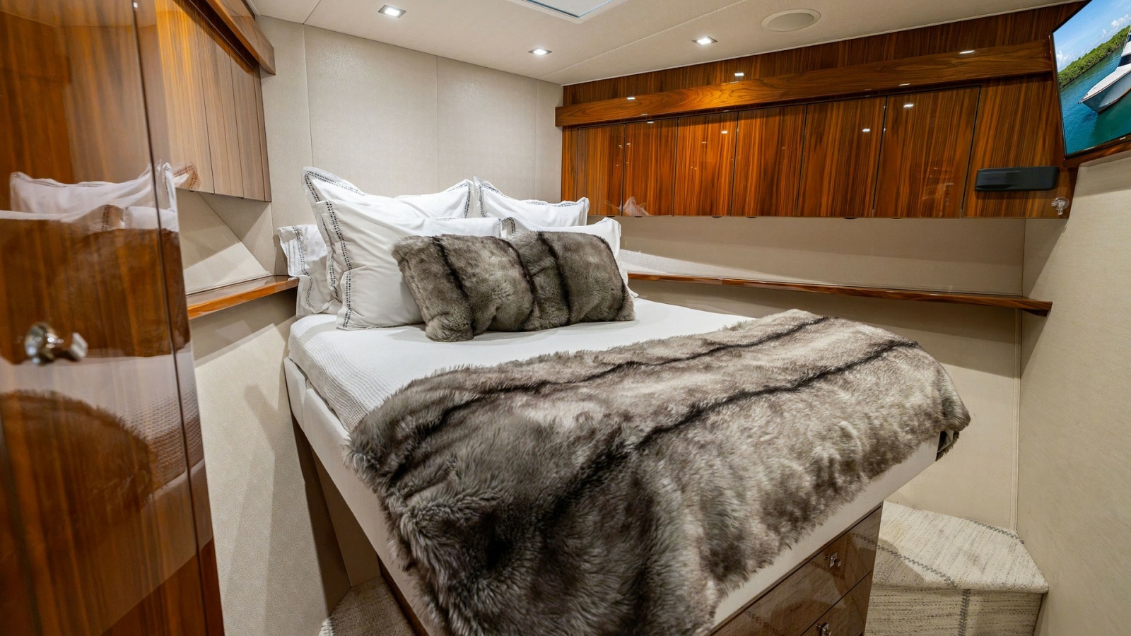 2016 Viking 80 Enclosed Bridge- FRIGATE-FWD Stateroom