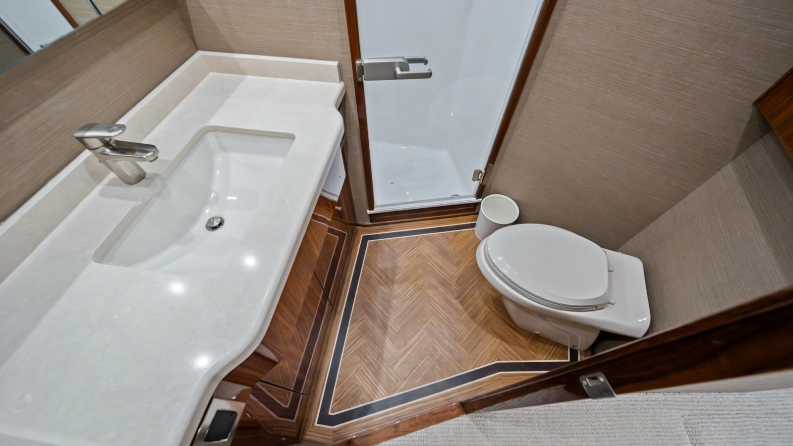 Guest Head with Shower
