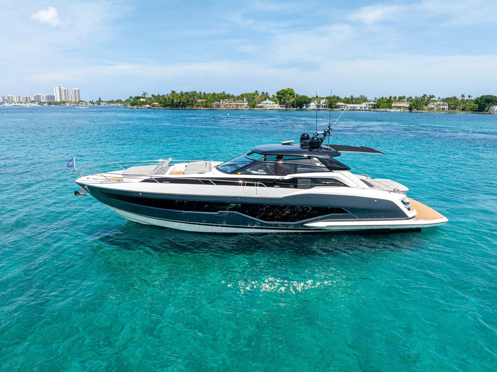 2024 Sunseeker Superhawk 55
