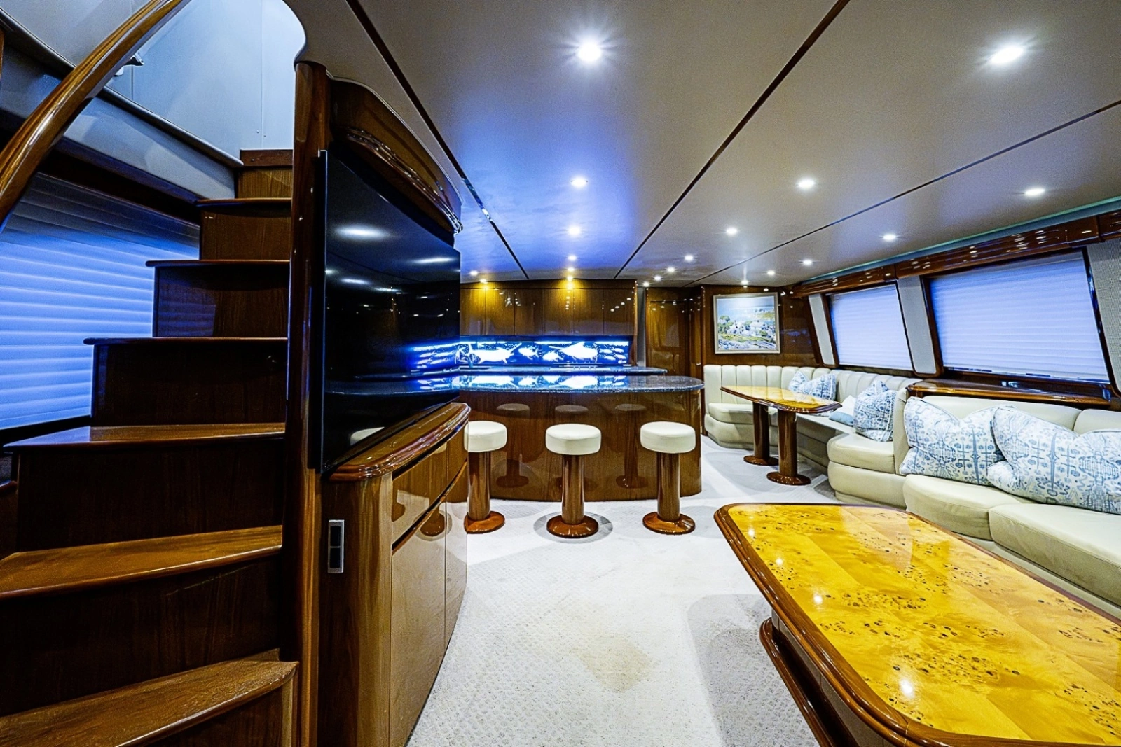 2011 Viking 76 Enclosed Bridge