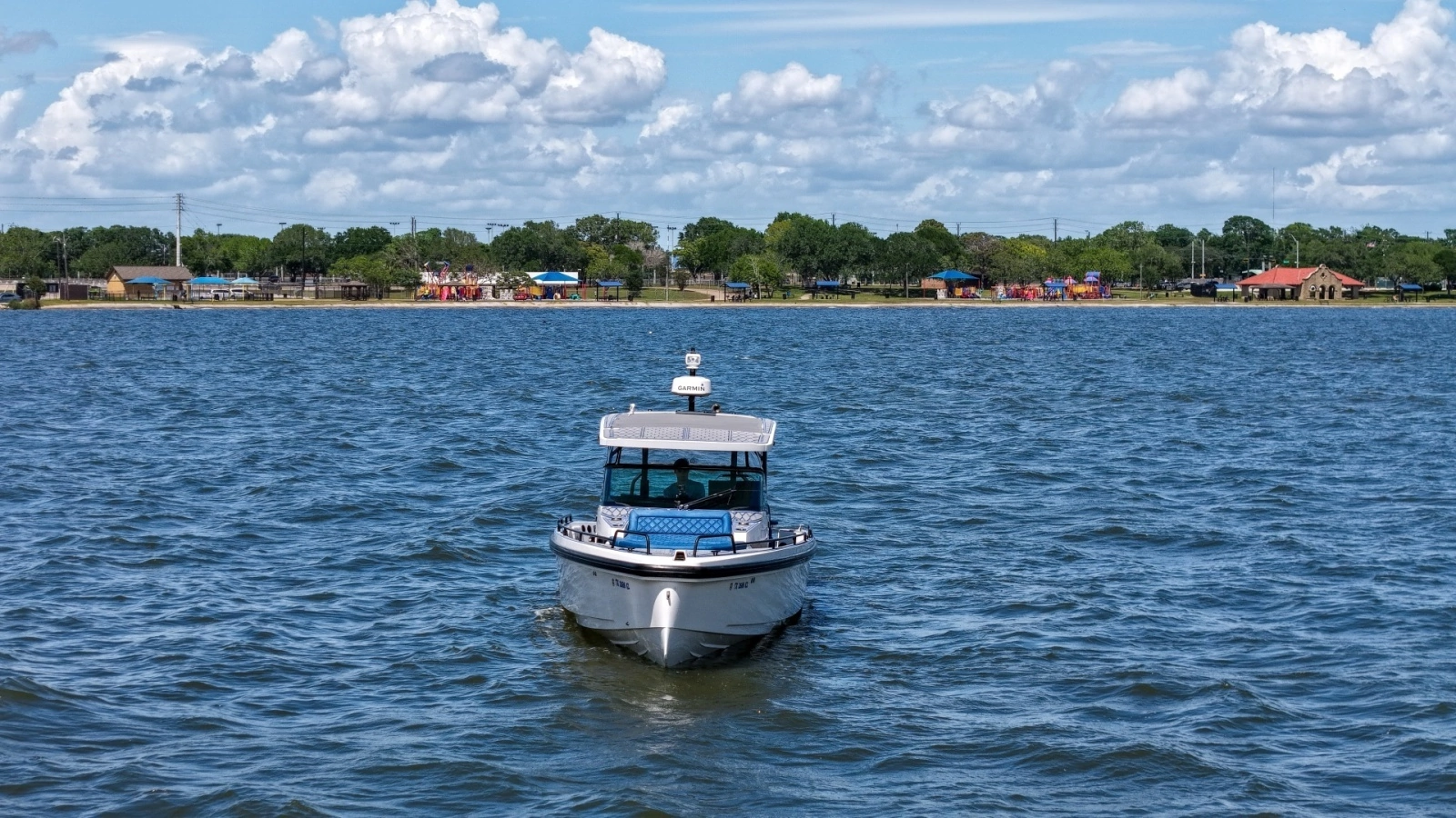 2019 Axopar 37 Sun Top