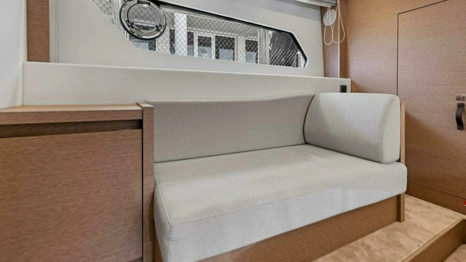 2025 Prestige 460 Flybridge - Sistership