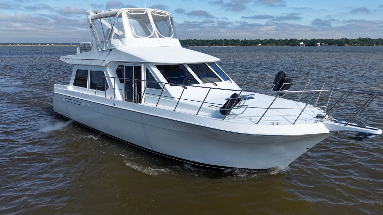 2001 48 Navigator 4800 Maggie B Profile