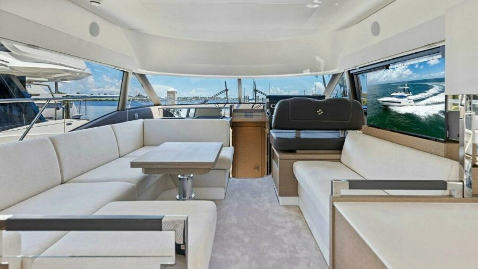 2025 Prestige 460 Flybridge - Sistership