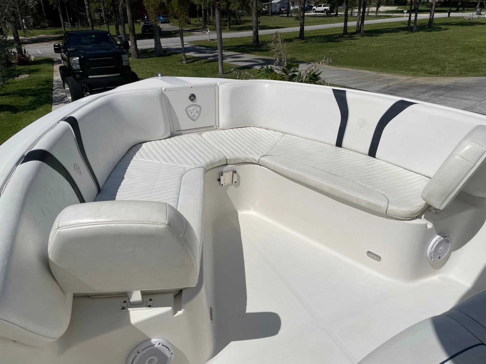2015 Century 2901