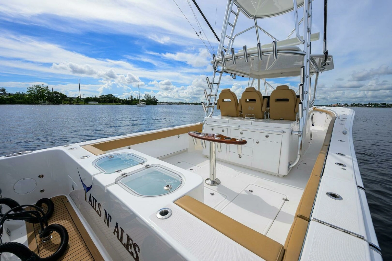 2018 Buddy Davis 42 Center Console - Cockpit