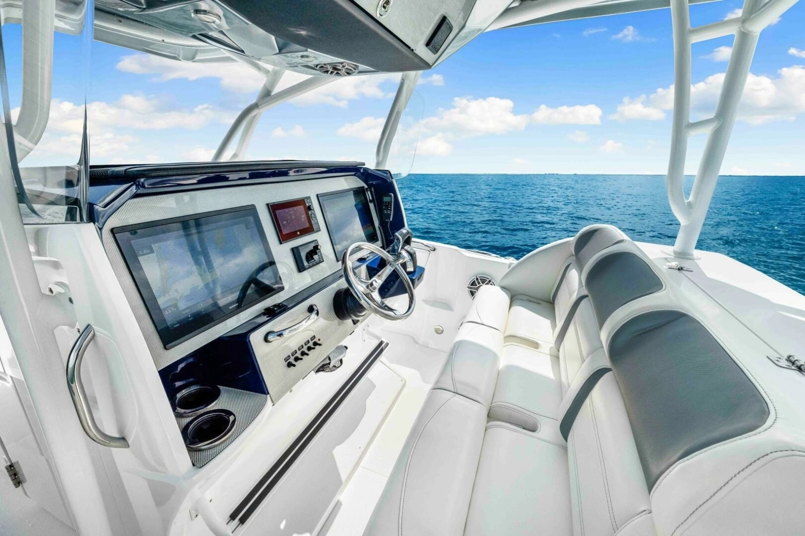 2021 Nor-Tech 390SS - Helm