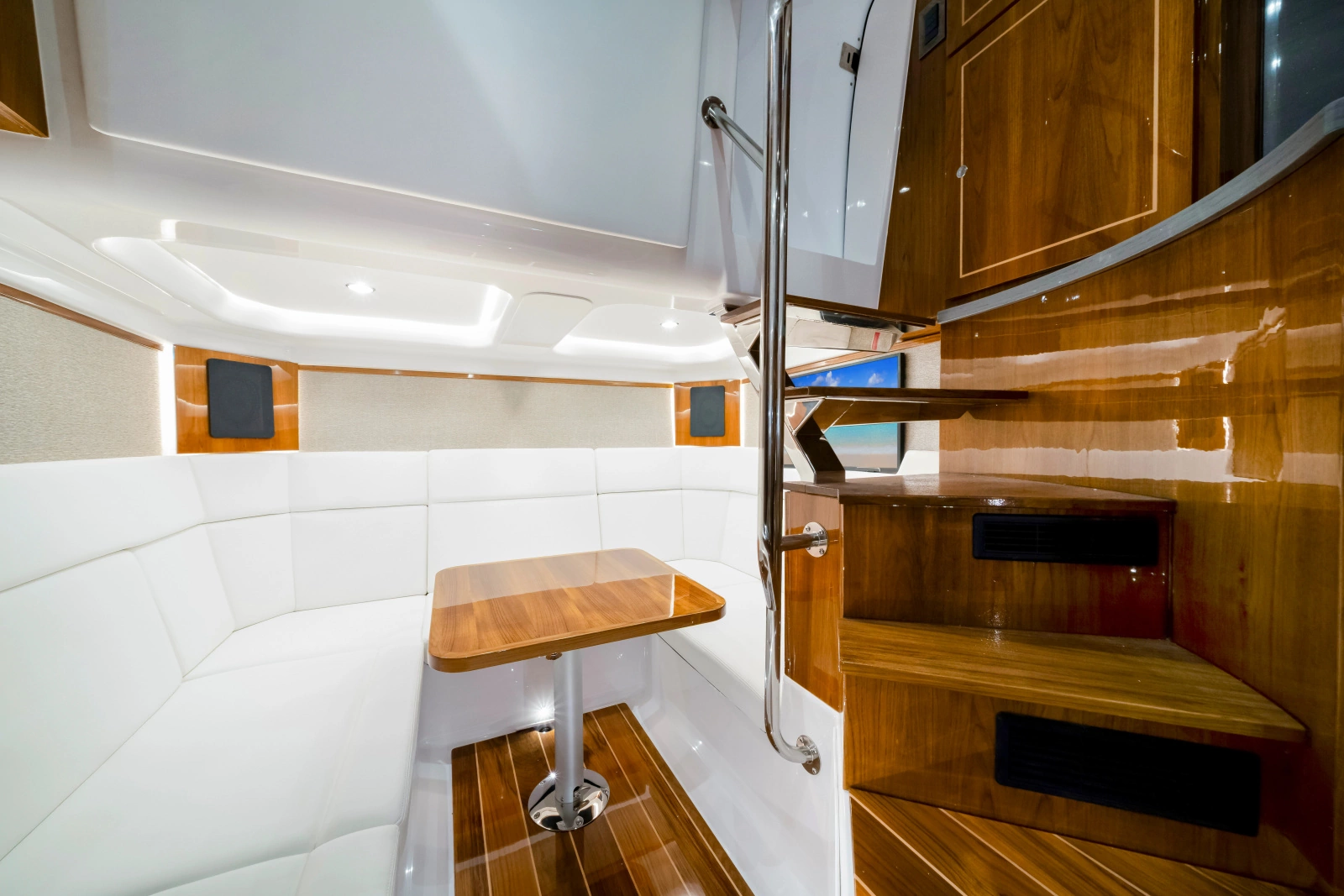56ft HCB Yacht For Sale